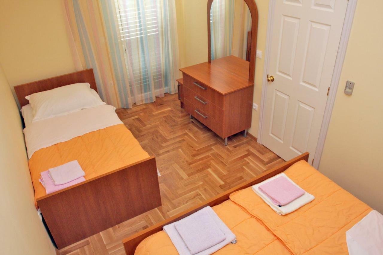 Apartmani Paula Макарска Екстериор снимка