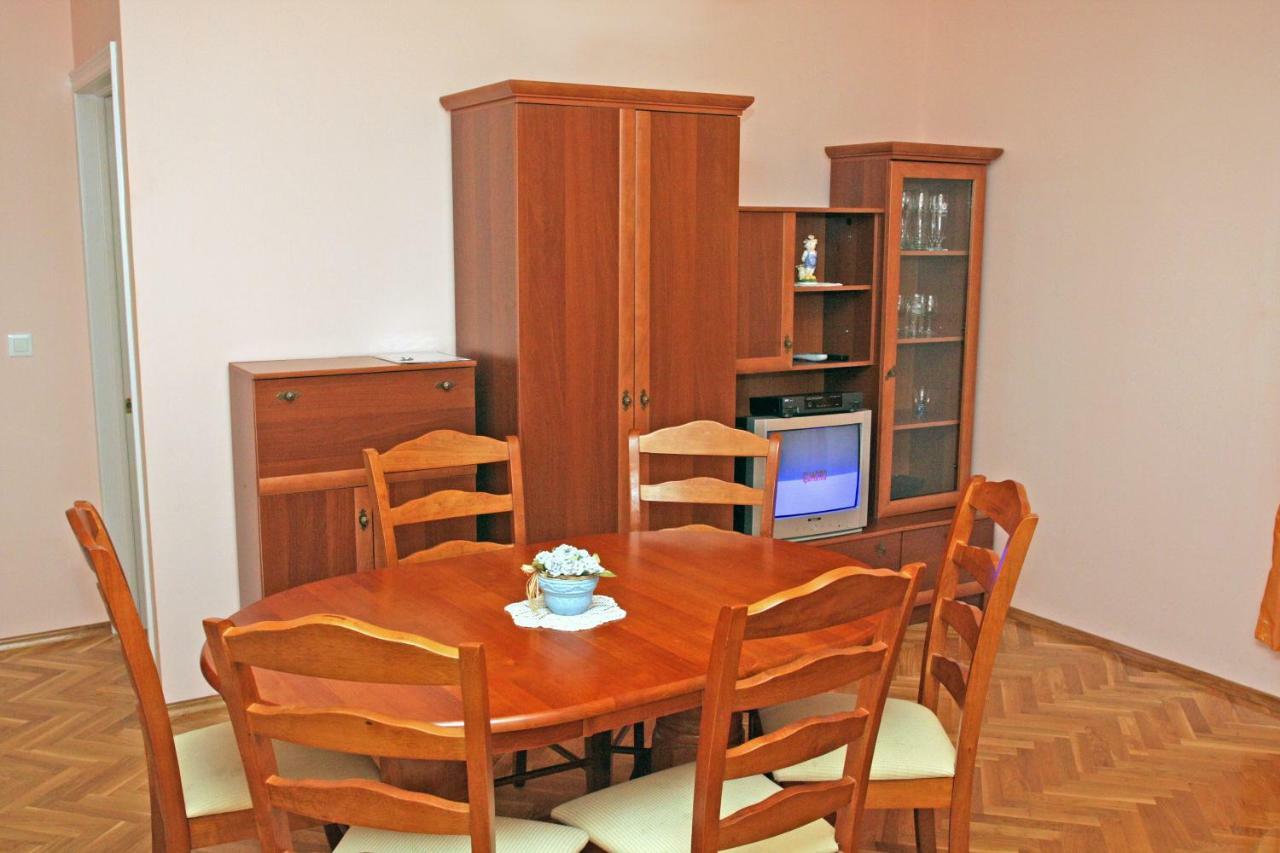 Apartmani Paula Макарска Екстериор снимка